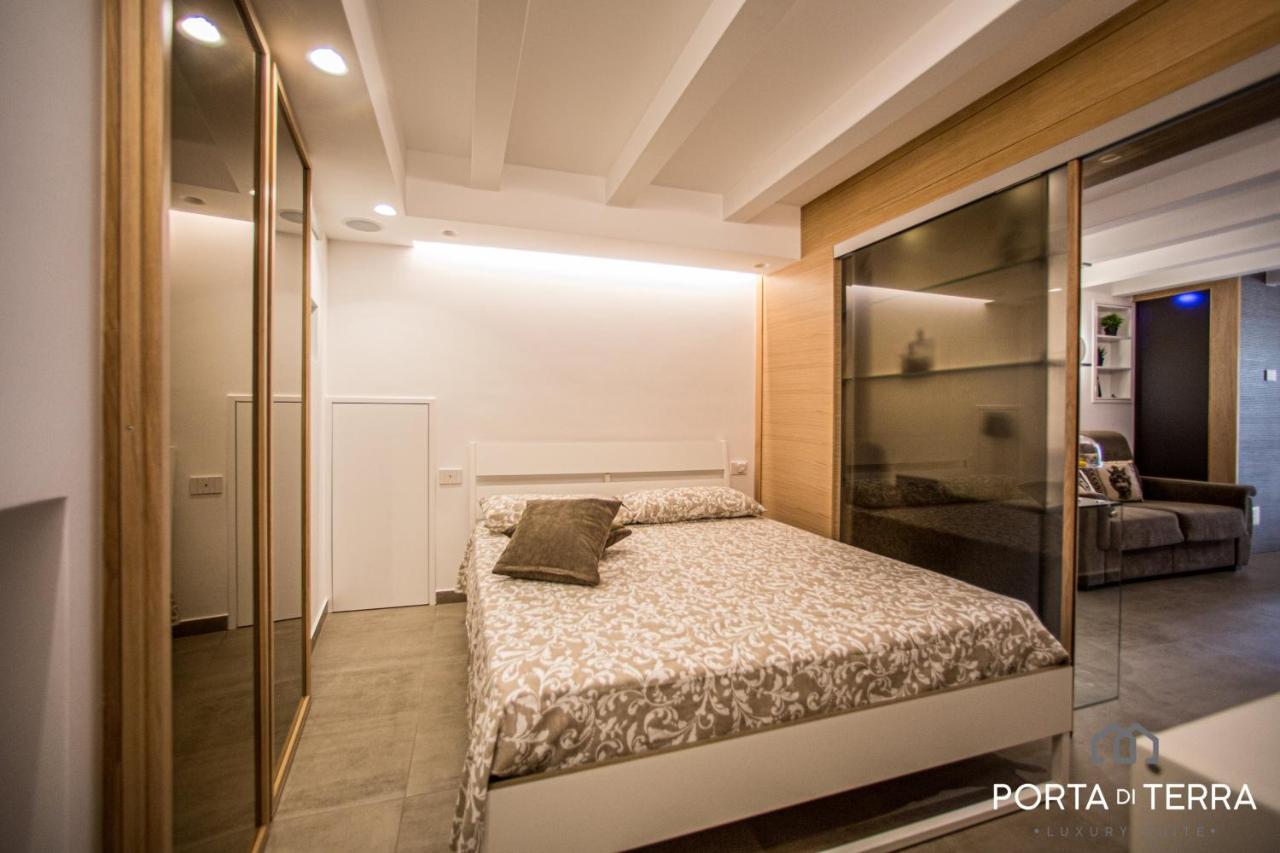 Porta Di Terra 'Luxury Suite ' تْشيفالو المظهر الخارجي الصورة